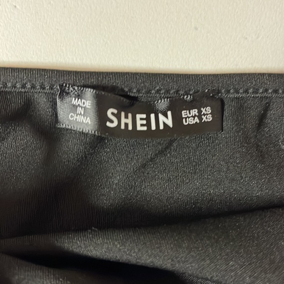 Shein XS Bodysuits Set Of (4) - Picture 5 of 5